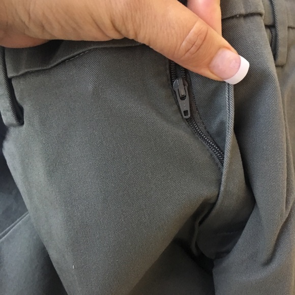 New men’s Dockers 32 x 29 last pair left - Picture 4 of 7